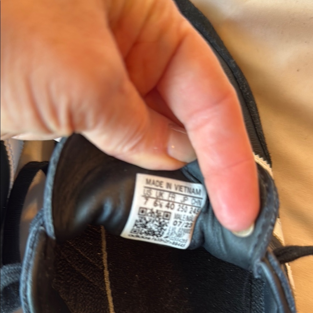 NIB Adidas Samba OH Black & White Sneakers - Picture 7 of 8